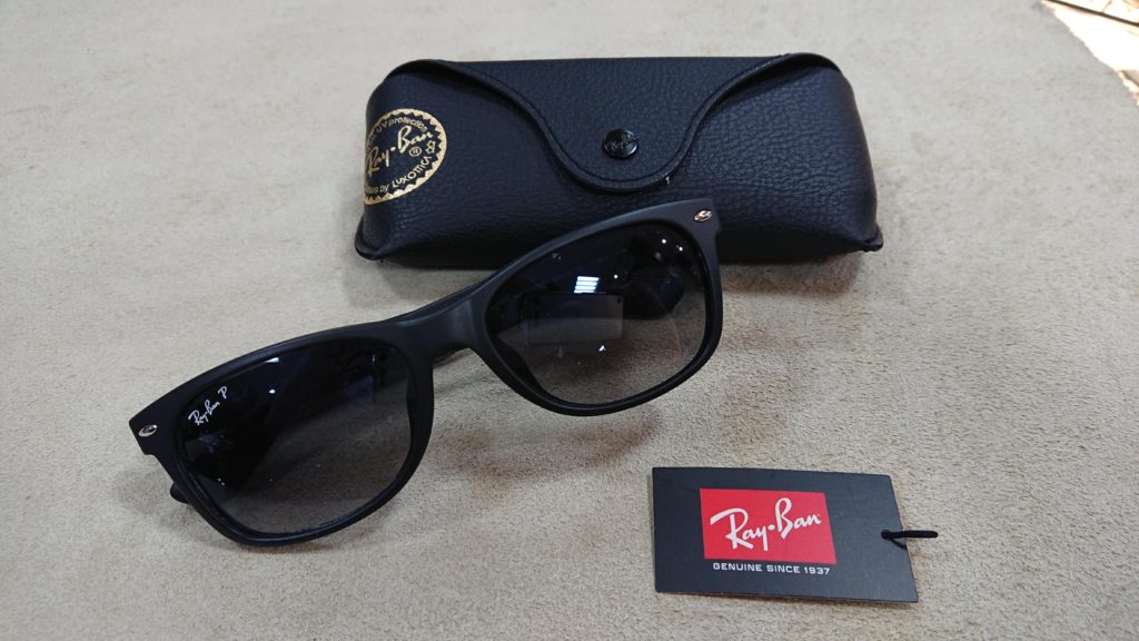 枚方市駅前 枚方ビオルネ 2階メガネサロン Ray Ban